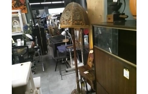 LAMPADAIRE MAROCAIN DU XIXe SIECLE LAITON TISSU & BOIS LAMPADAIRE MAROCAIN DU XIXE SIECLE LAITON TISSU & BOIS