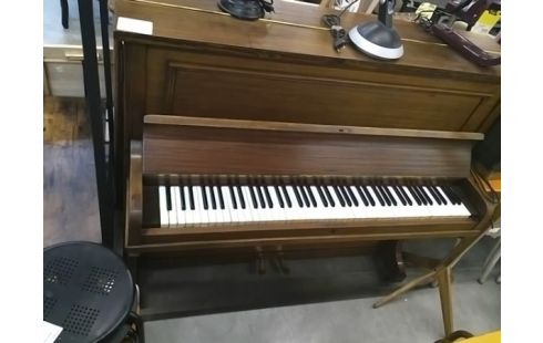 PIANO DROIT CADRE METALLIQUE - CLASSIC