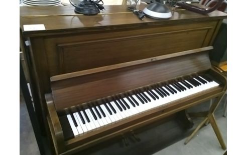 PIANO DROIT CADRE METALLIQUE - CLASSIC