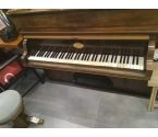 PIANO DROIT A CADRE EN BOIS
