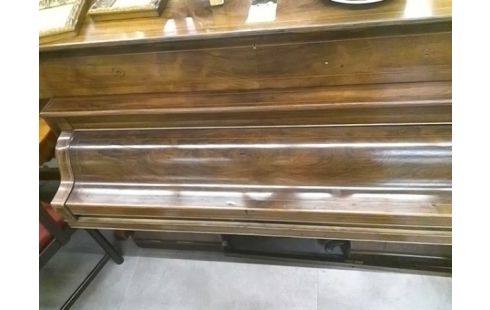 PIANO DROIT A CADRE EN BOIS