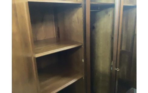 ARMOIRE 3 PORTES STYLE L.PHILIPPE MERISIER 1 SERRURE A REVISER