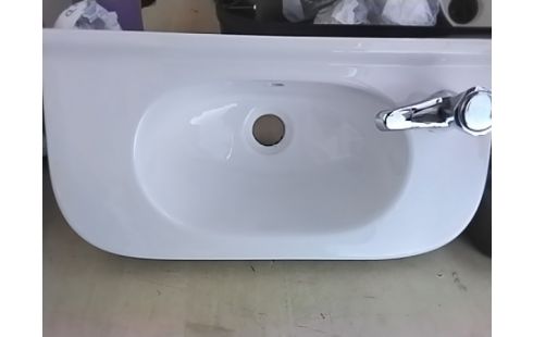 LAVE MAIN CERAMIQUE ROBINET