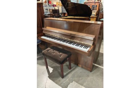 PIANO DROIT FAZER + TABOURET JOINT, TCHÈQUIE