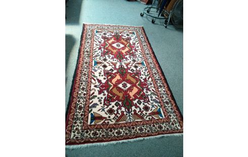 TAPIS IRAN FAIT MAIN 180X105CM