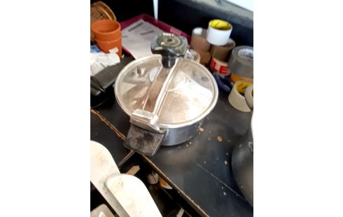 COCOTTE MINUTE