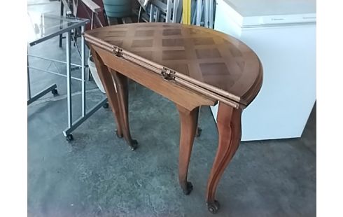 TABLE DEMI LUNE
