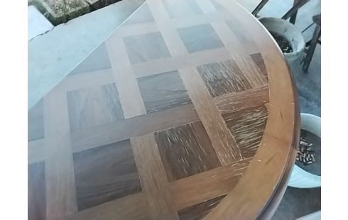 TABLE DEMI LUNE