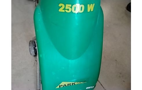 BROYEUR A FEUILLES 2500W