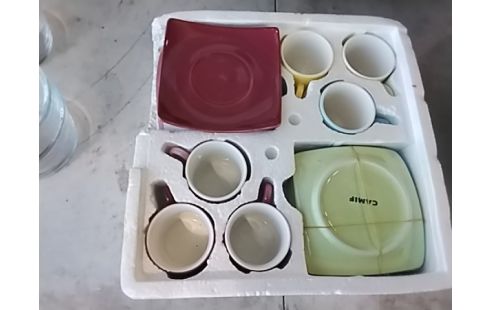SERVICE A CAFE