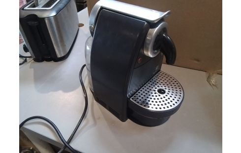 CAFETIERE EXPRESSO NEPRESSO KRUPS