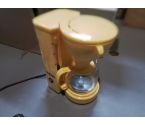 CAFETIERE JAUNE