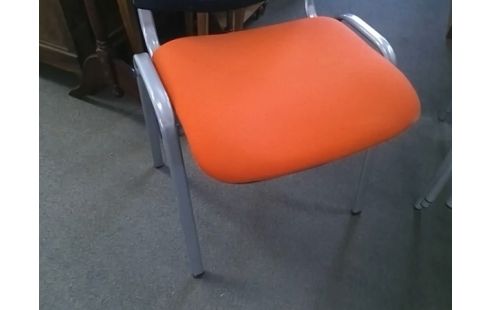 CHAISE PIED METAL ASSISES ORANGE