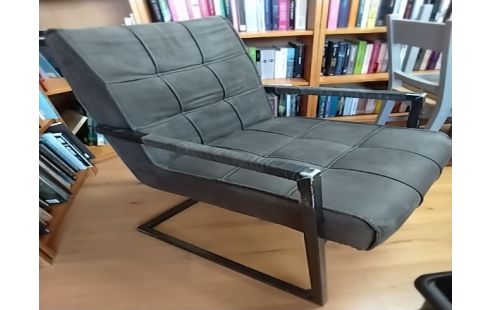 FAUTEUIL ACCOUDOIRS METAL ASSISE GRISE
