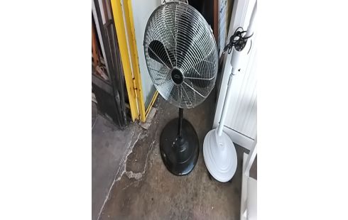 VENTILATEUR SUR PIED