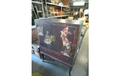 MEUBLE D'APPOINT ASIATIQUE