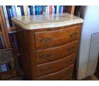 CHIFFONNIER MARBRE 6T (UN ECLAT COTE DROIT)