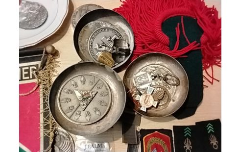 LOT DE EFFETS MILITAIRE MILITARIA LÉGIONNAIRE