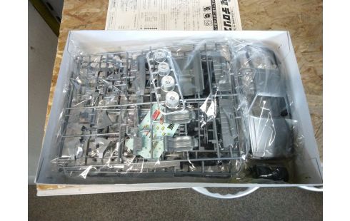 MAQUETTE AOSHIMA RETOUR VERS LE FUTUR II