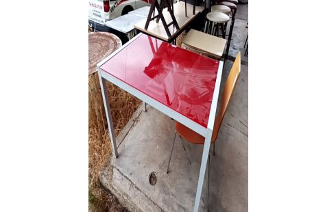 TABLE PIÈTEMENT METAL PLATEAU VERRE