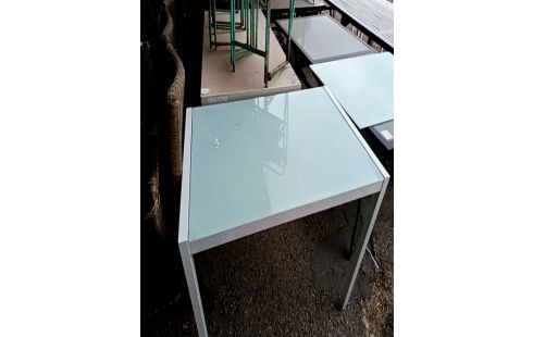 TABLE PIÈTEMENT METAL PLATEAU VERRE