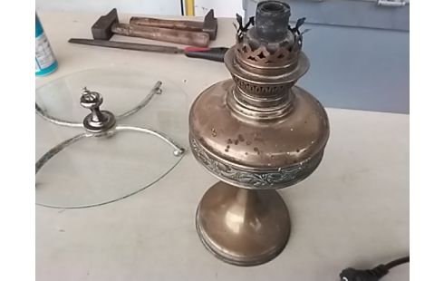 PIED DE LAMPE