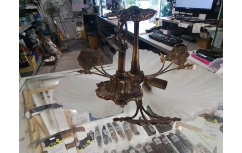 LUMINAIRE 3 FEUILLES MM