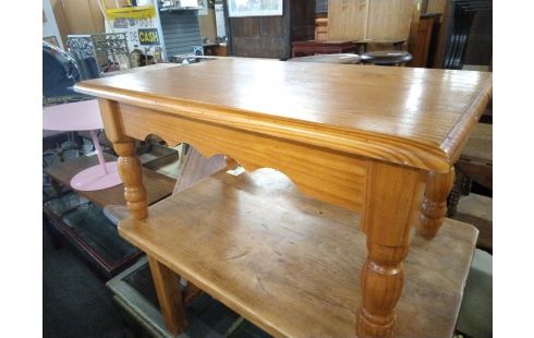 TABLE BASSE PIN