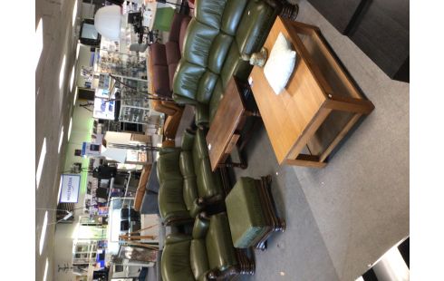 SALON 3 + 2 + 1 + POUF CUIR VERT BOISERIE