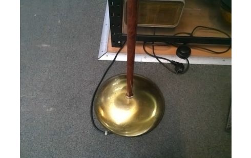 LAMPADAIRE .