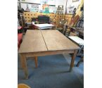 TABLE CHENE