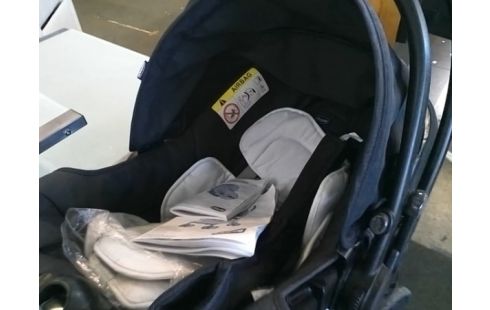 POUSSETTE CHICCO AVEC COSY (AVEC NOTICE)