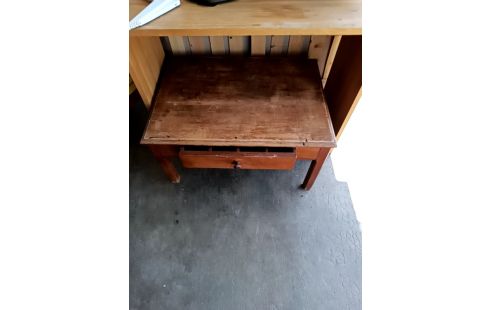 TABLE BASSE
