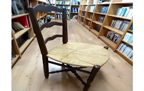 CHAISE PAILLE