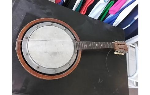 BANJO A RESTAURER