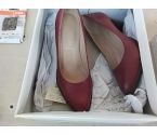 PAIRE DE CHAUSSURES SAN MARINA T39