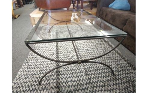 TABLE BASSE FER FORGE VERRE