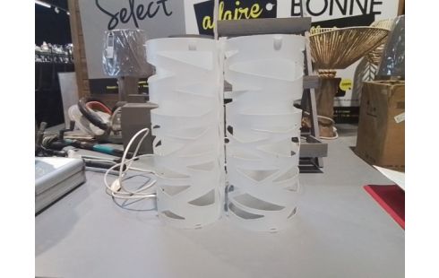 LAMPE BLANCHE LA PAIRE