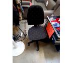 CHAISE DACTYLO