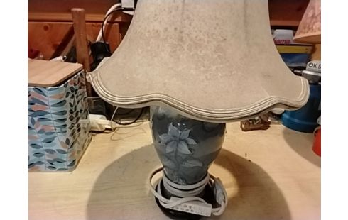 LAMPE DE CHEVET
