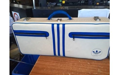SAC DE SPORT ADIDAS BLANC ANCIEN (QLQS USURES)