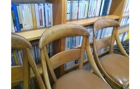 LOT DE 4 CHAISES BOIS ASSIRE MARRON
