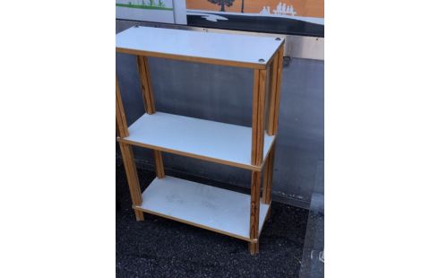 ETAGERE