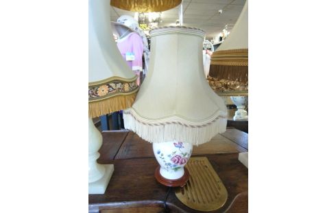 LAMPE FLEURS ROSE