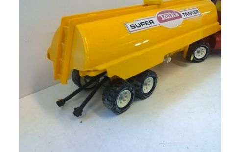 CAMION TONKA ROUGE ET JAUNE AVEC CITERNE (ABIME)