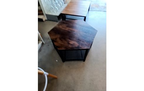 TABLE BASSE