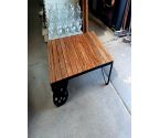 TABLE BASSE STYLE CHARIOT MÉTAL ET BOIS