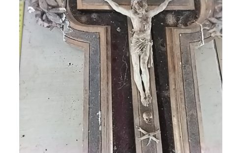 CRUCIFIX DORÉ FEUILLE 60 CM ACCRSV