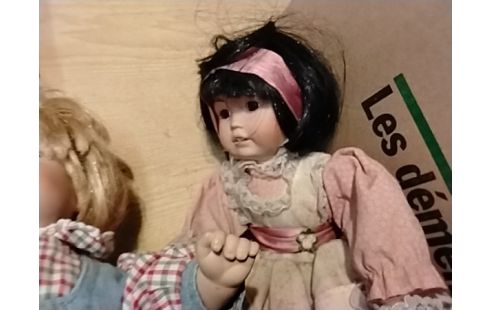 POUPEE