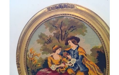 CADRE MEDAILLON TAPISSERIE